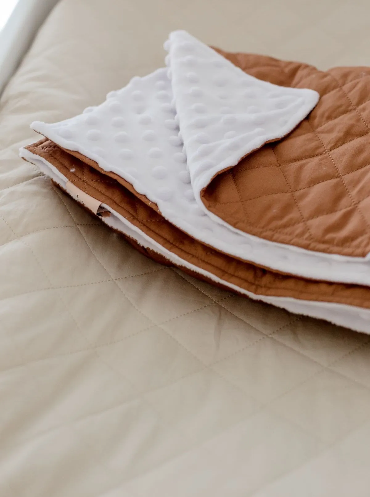 Bambella Designs Quilted Snuggle Blanket - Chestnut