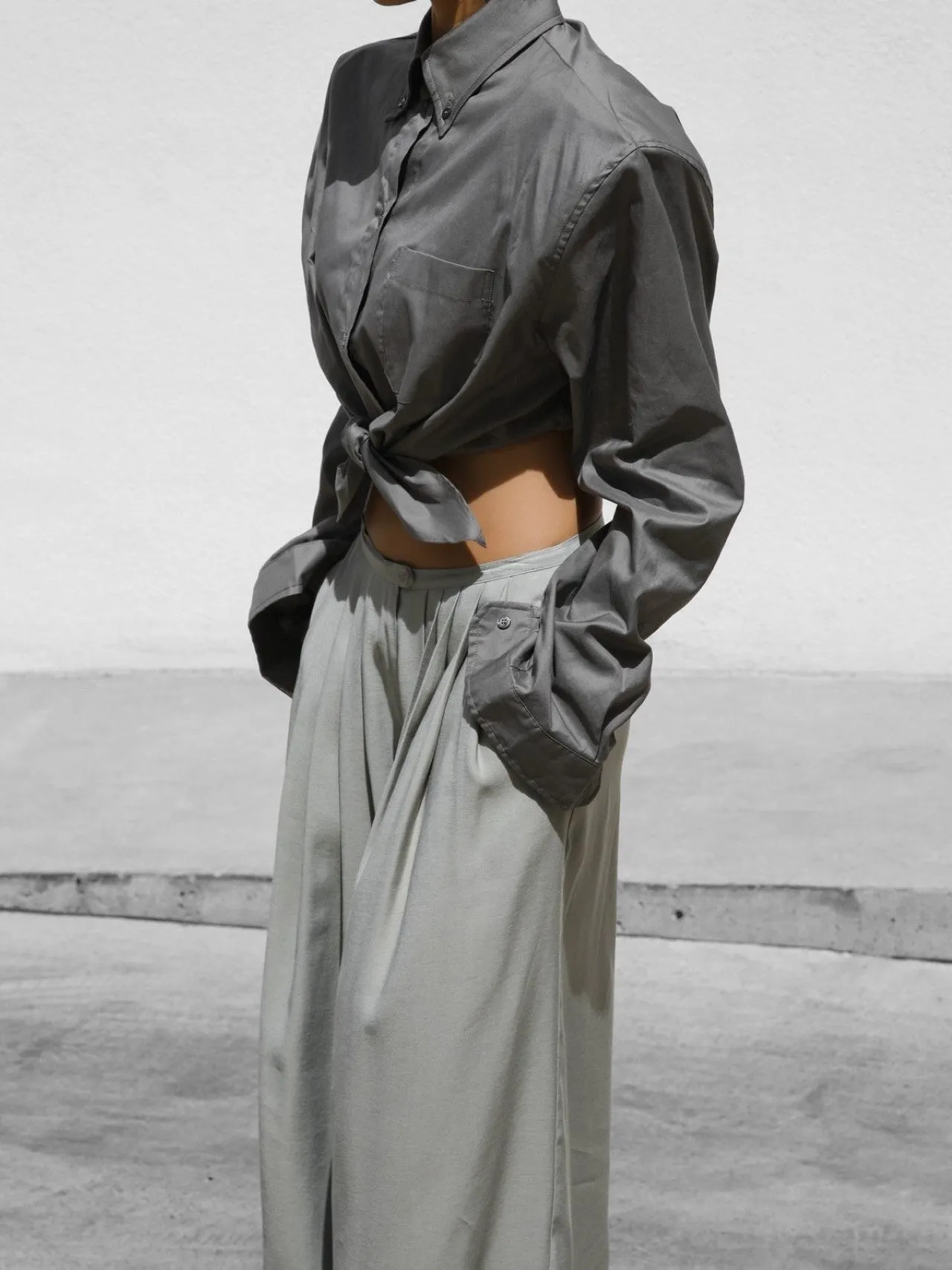 BAMBOO PIN TUCK PLEATED WIDE TROUSERS