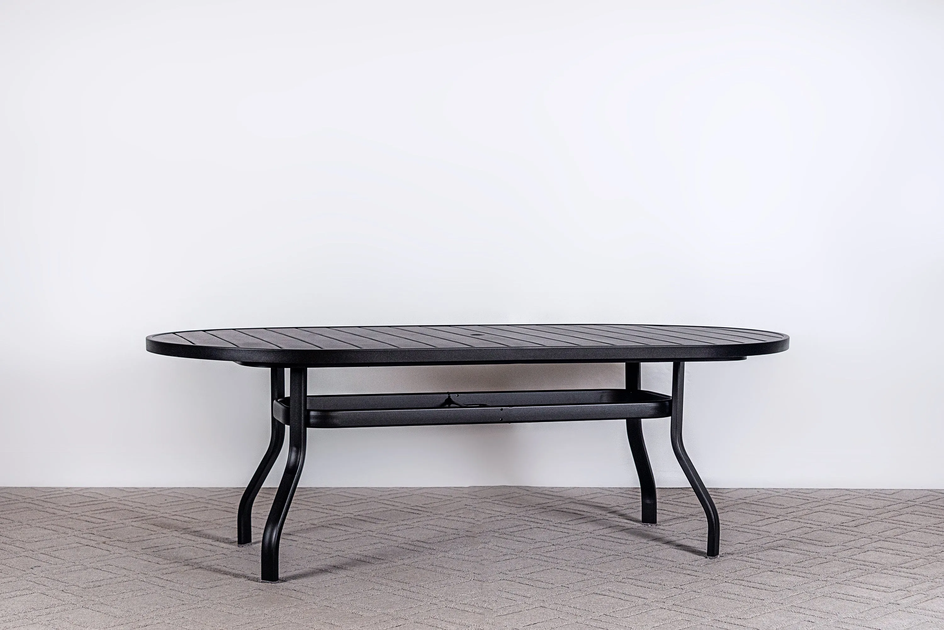 Breeze 42"x82" Oval Dining Table