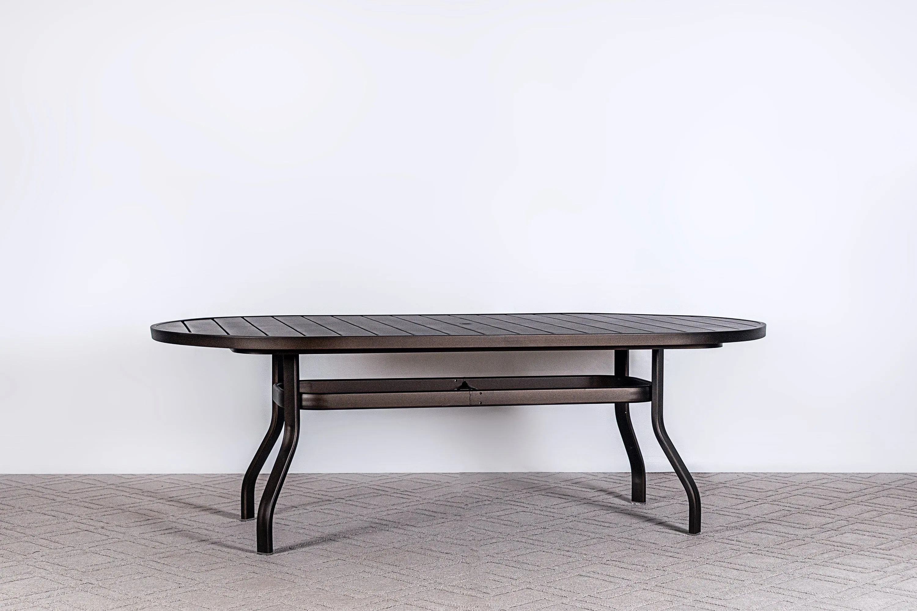 Breeze 42"x82" Oval Dining Table