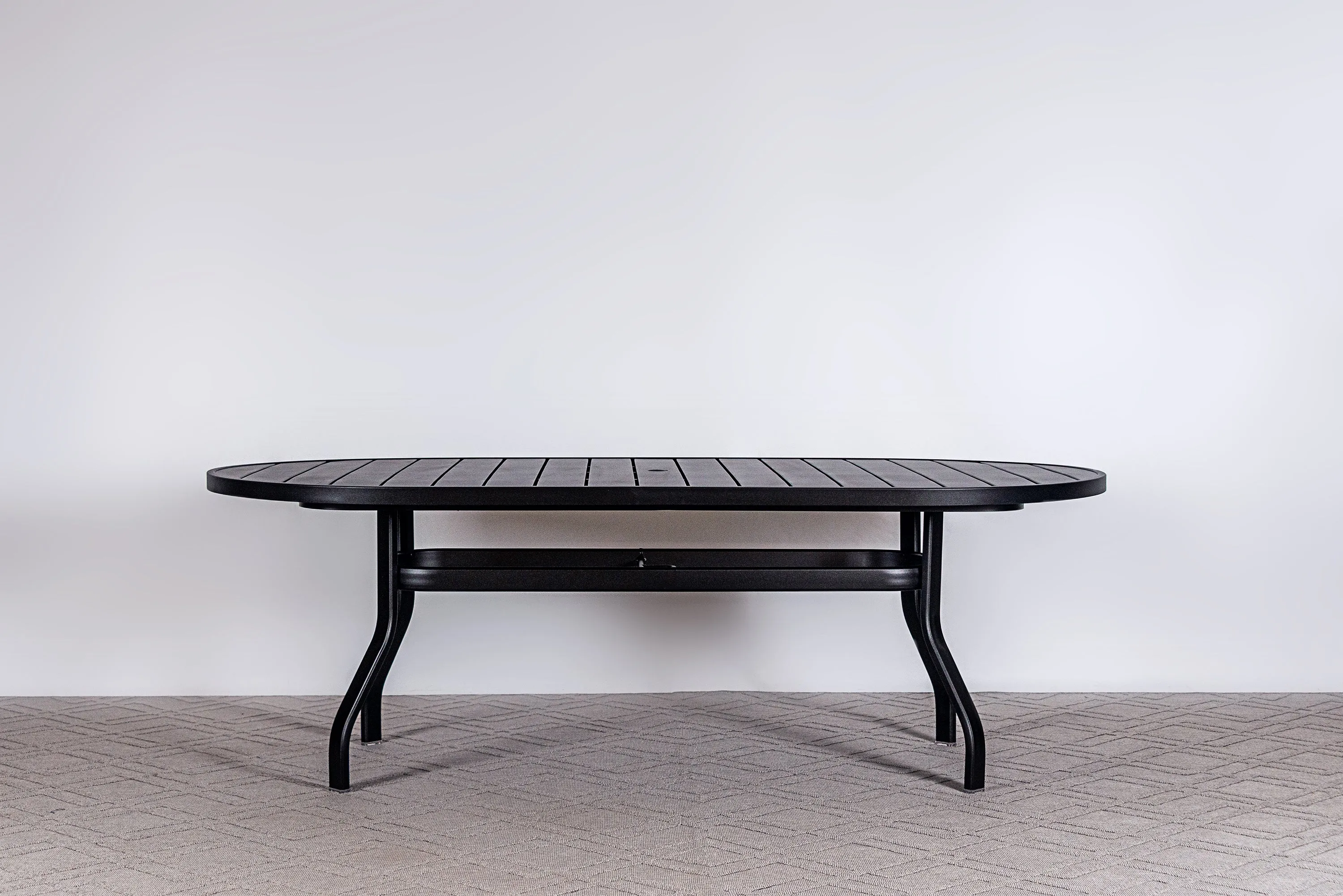 Breeze 42"x82" Oval Dining Table