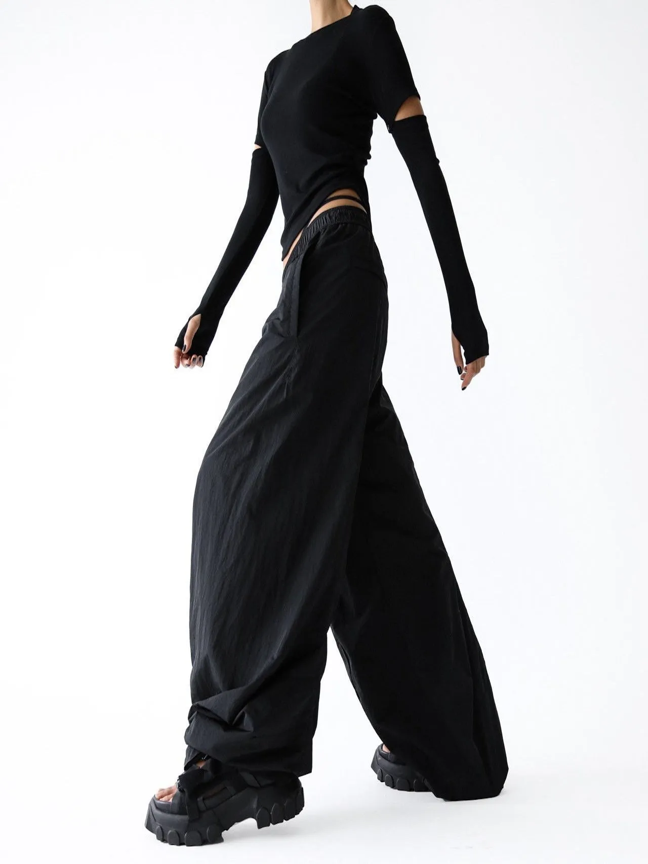 NYLON DRAWSTRING TWIST PATTERN TROUSERS