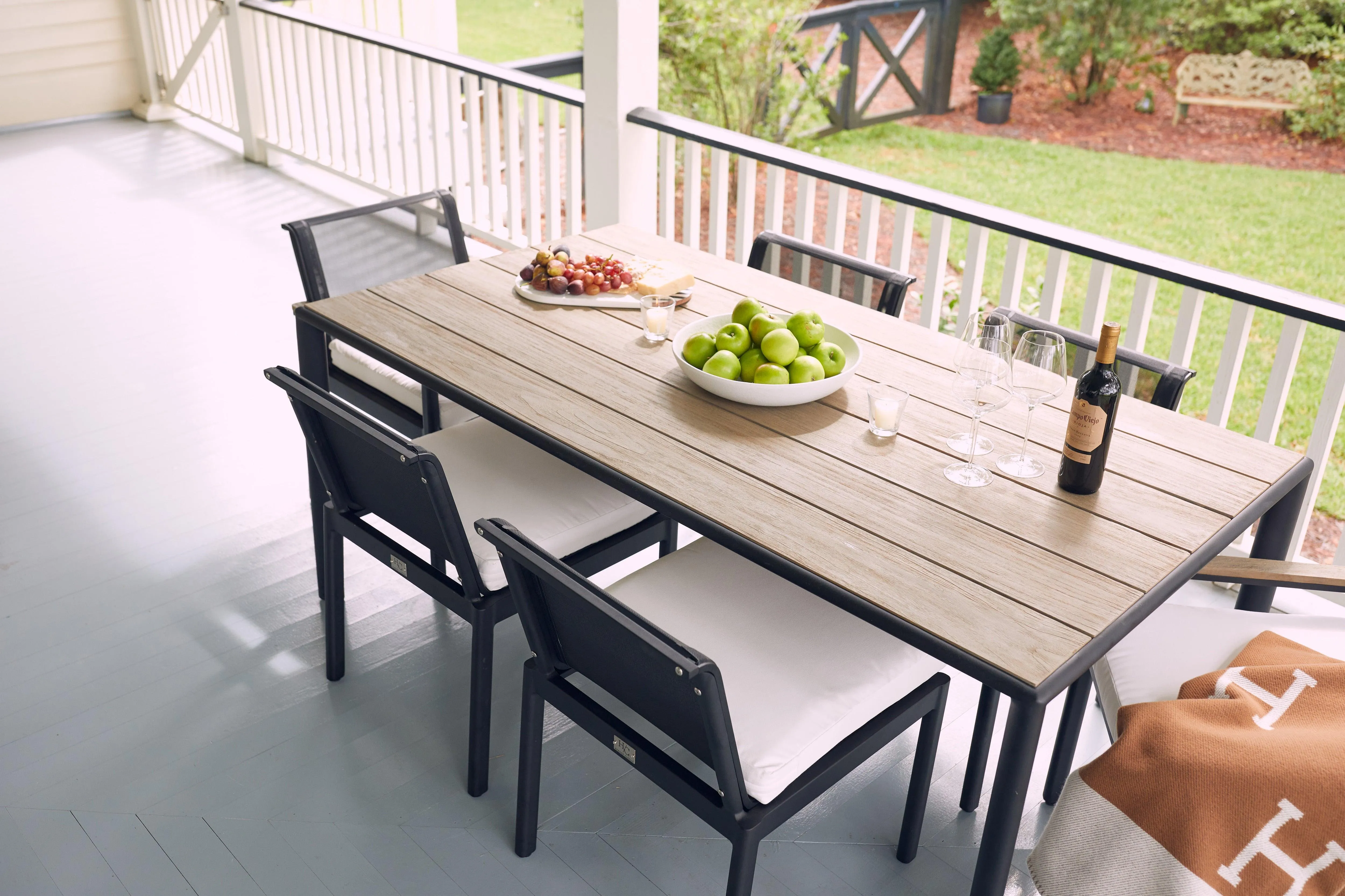 Savannah Outdoor Dining Table