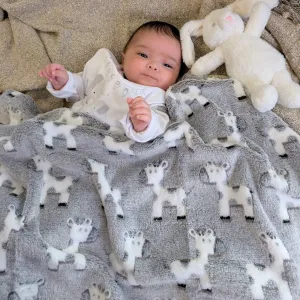 Soft Grey and White Giraffe Print Blanket Wrap