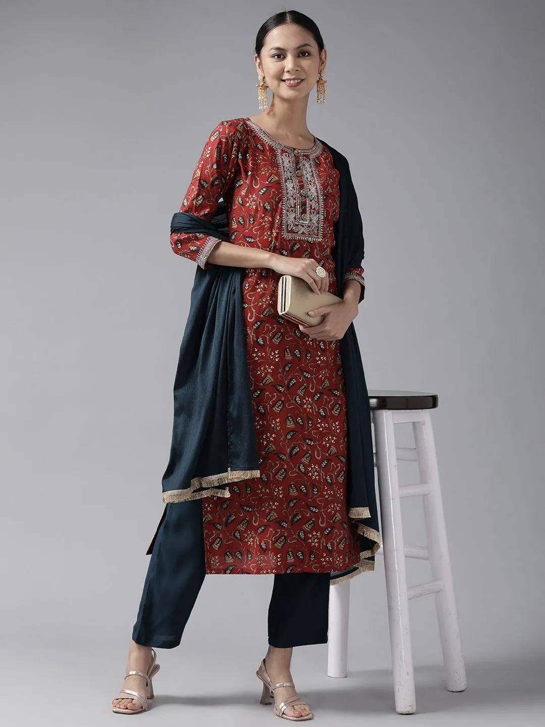 Women Rust Silk Blend Kurta Set With Dupatta